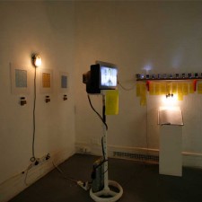 http://www.minkyungkim.com/files/gimgs/th-19_THE-THING-PROJECT--Installation---2011-김민경.jpg